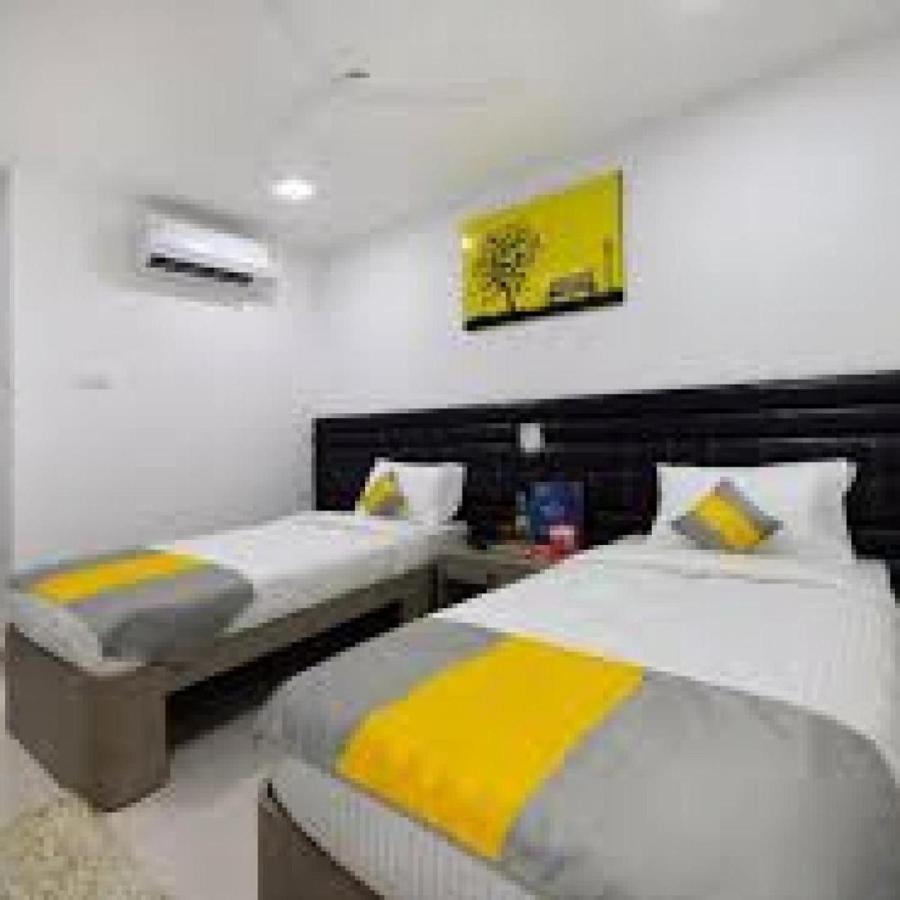 La Riviera Suites Madhapur حيدر أباد المظهر الخارجي الصورة