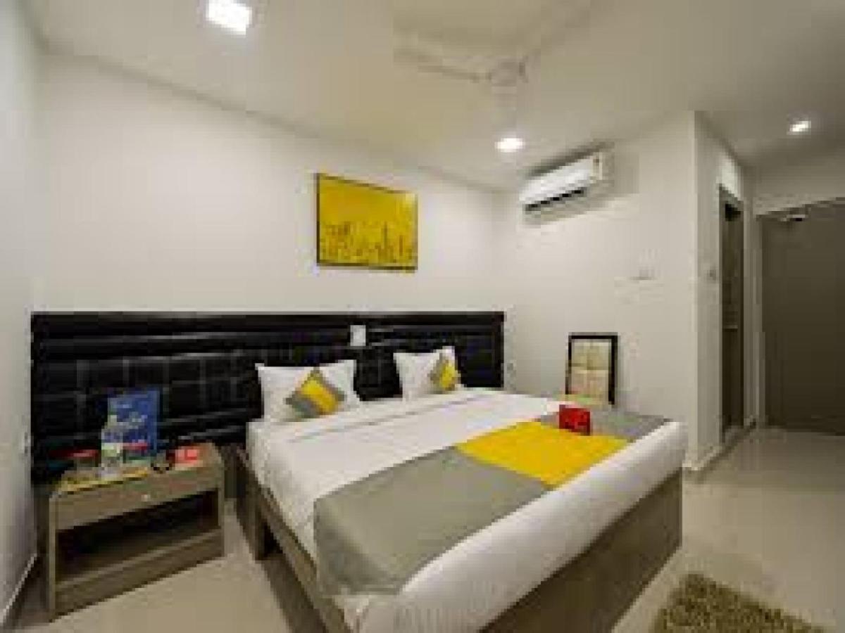 La Riviera Suites Madhapur حيدر أباد المظهر الخارجي الصورة