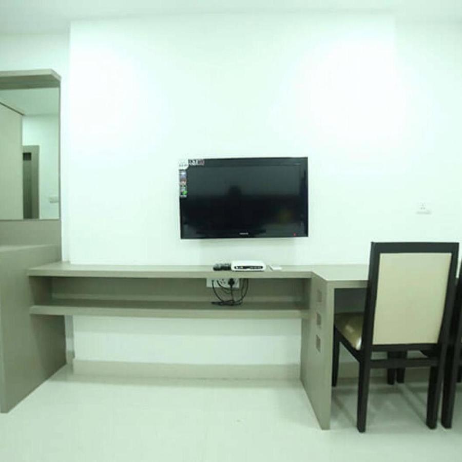 La Riviera Suites Madhapur حيدر أباد المظهر الخارجي الصورة